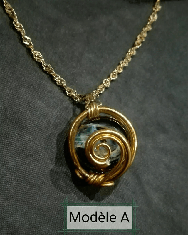 Pendentif Bille Verre Cosmique - BIJOU ARTISANAL - "La Tête dans les Etoiles"  [Modèle A]