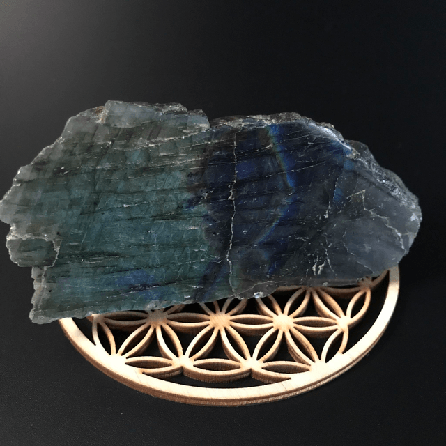 LABRADORITE BLEUE- Brut semi-polie [MADAGASCAR]