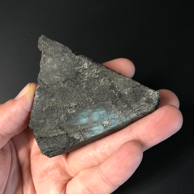 LABRADORITE BLEUE- Brut semi-polie [MADAGASCAR]