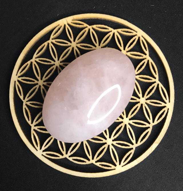 QUARTZ ROSE - Galet 3 [Madagascar]