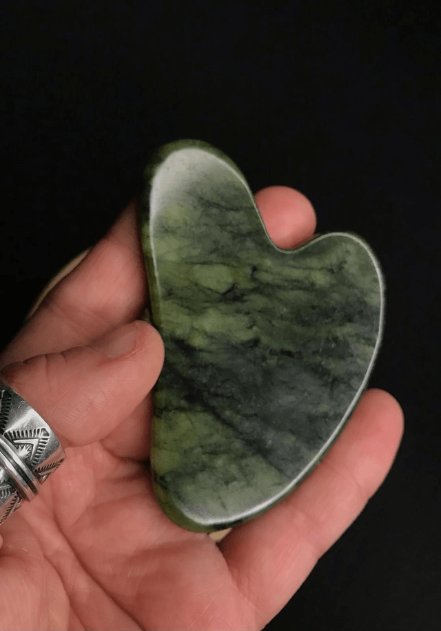 JADE NEPHRITE - GUA SHA [CANADA]