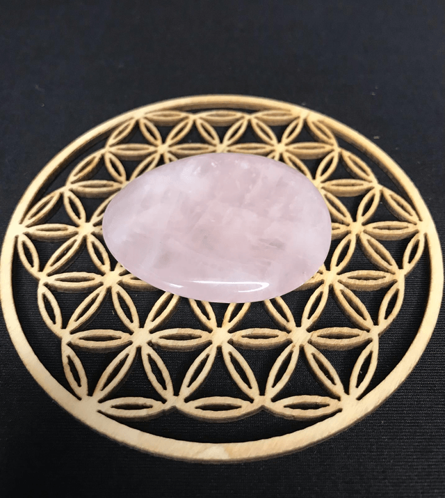 QUARTZ ROSE - Worry Stone [Madagascar]