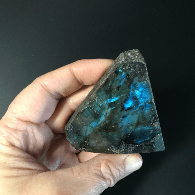 LABRADORITE BLEUE- Brut semi-polie [MADAGASCAR]