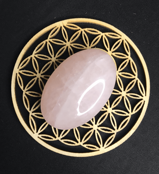 QUARTZ ROSE - Galet 1 [Madagascar]