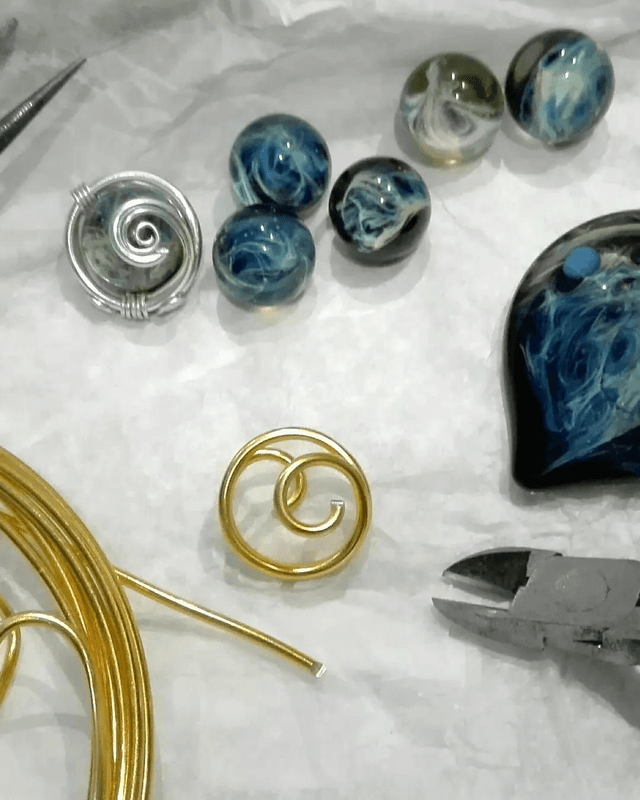 Pendentif Bille Verre Cosmique - BIJOU ARTISANAL - "La Tête dans les Etoiles" [Modèle D]
