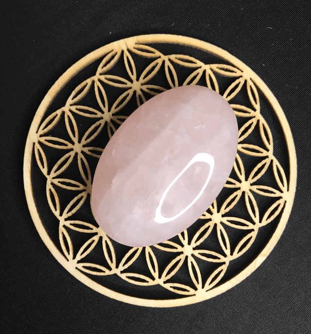 QUARTZ ROSE - Galet 1 [Madagascar]