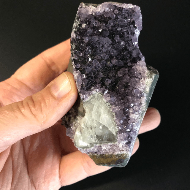 AMETHYSTE avec CALCITE - DRUSE [Uruguay/Amérique du Sud]