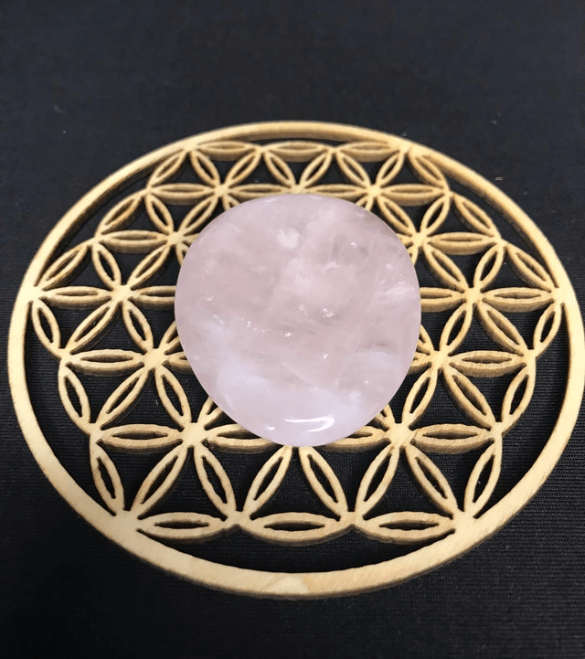 QUARTZ ROSE - Worry Stone [Madagascar]